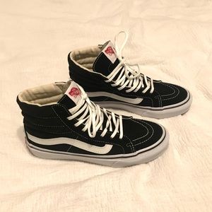 Sk8-Hi Slim High Top Sneaker